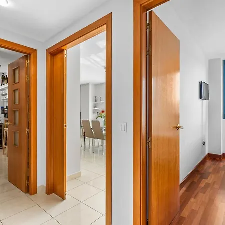 Luxury Flat In Skyscraper * Санта-Крус-де-Тенерифе