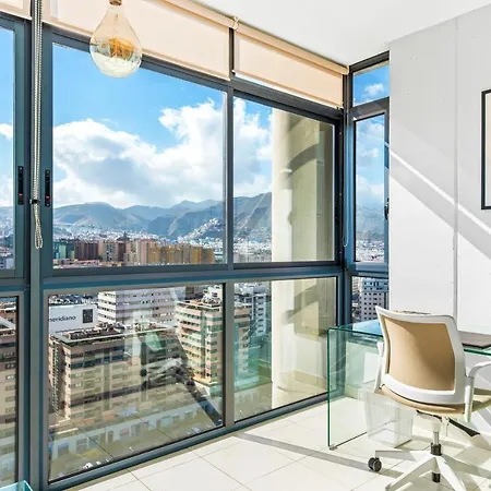 Апартаменты Luxury Flat In Skyscraper Санта-Крус-де-Тенерифе
